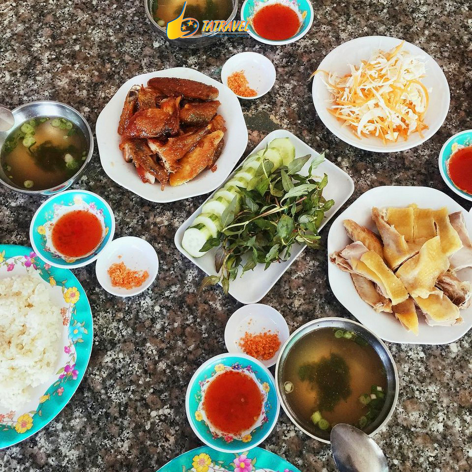 Gợi ý #15 địa điểm ăn trưa ngon ở Đà Lạt